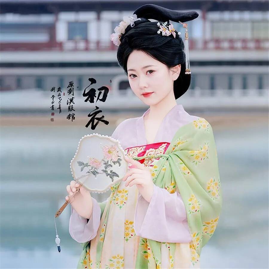 Cosplay Costumes Stage Show Tr - Ethnic Style Dresses 评论和价格